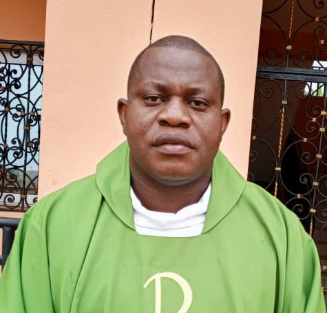 Père Armand Atangana Mekongo, SAC